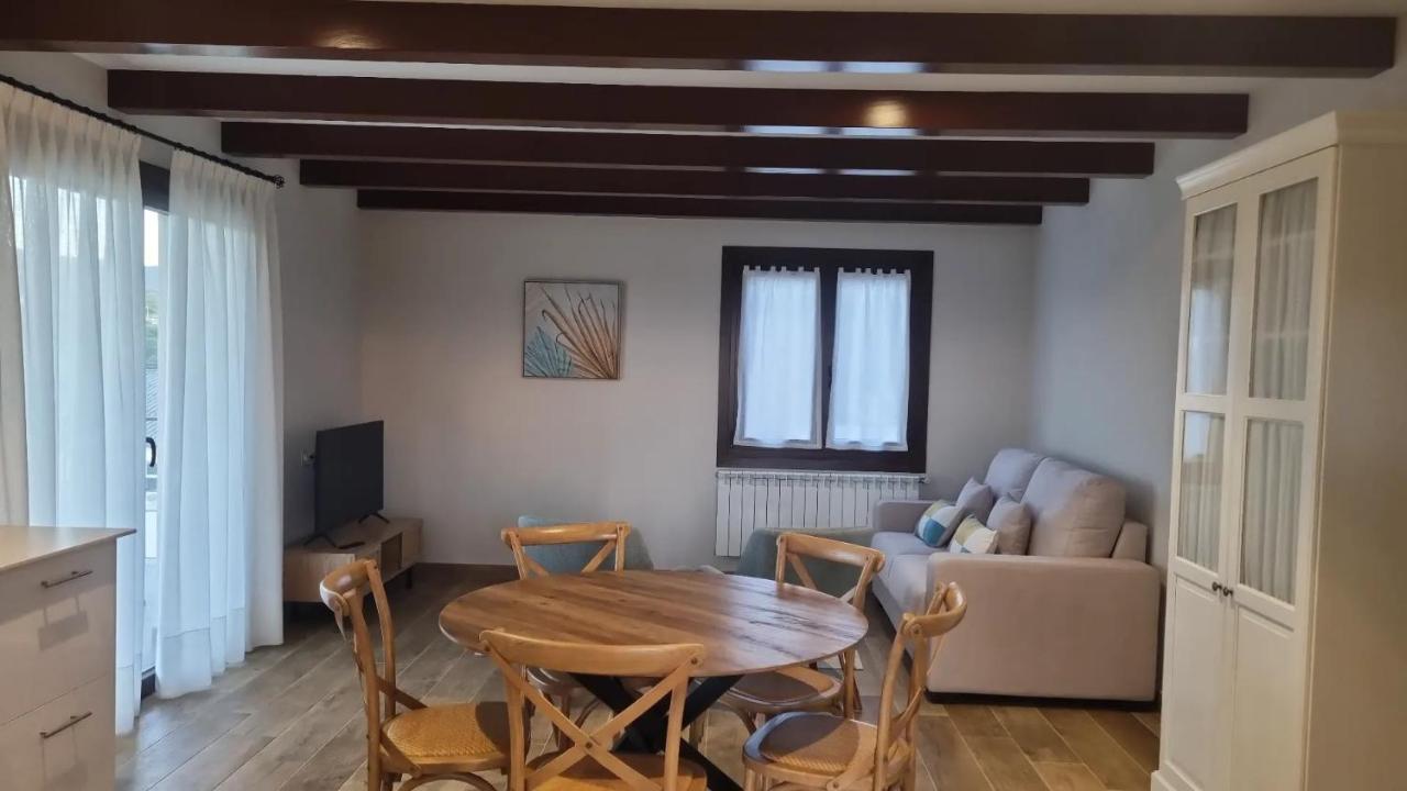 La Quintana De Figares Apartment Luarca Ngoại thất bức ảnh