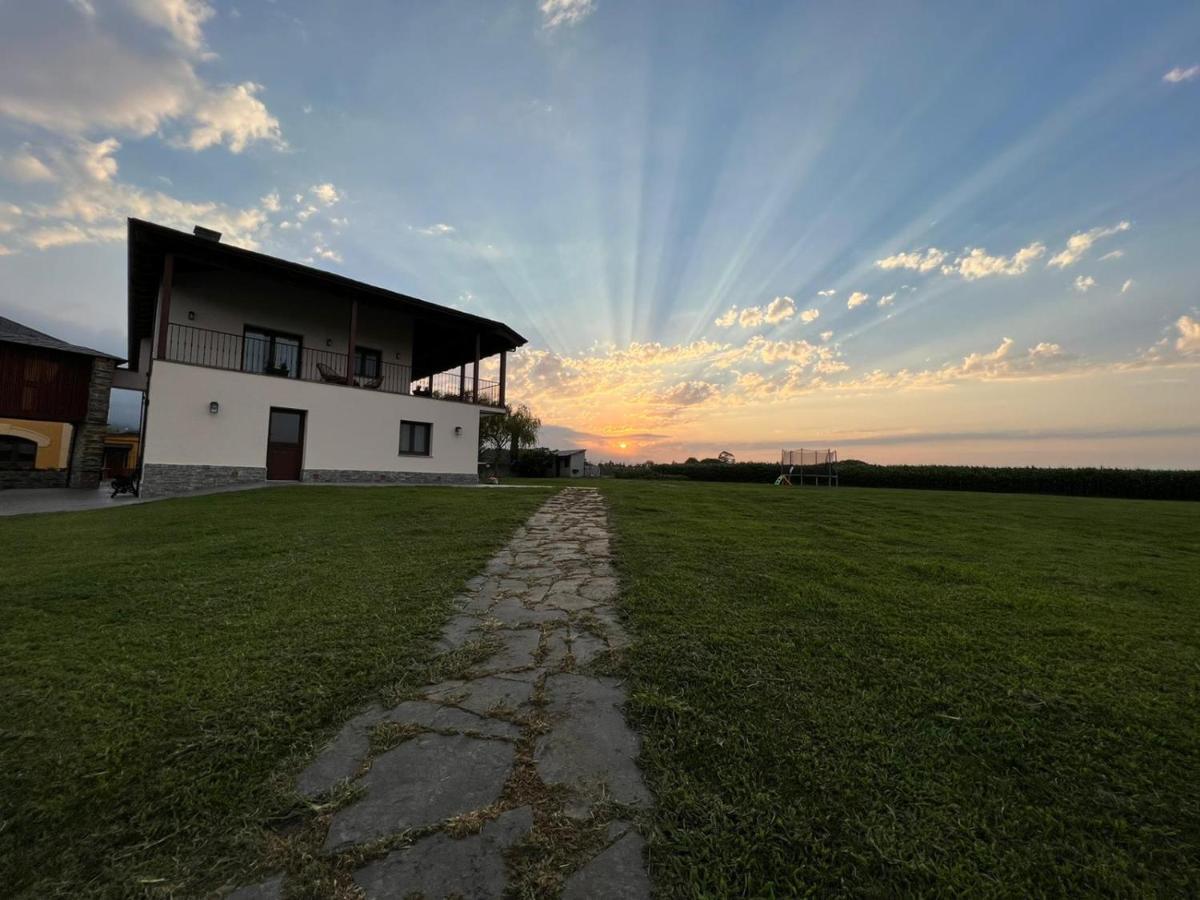 La Quintana De Figares Apartment Luarca Ngoại thất bức ảnh