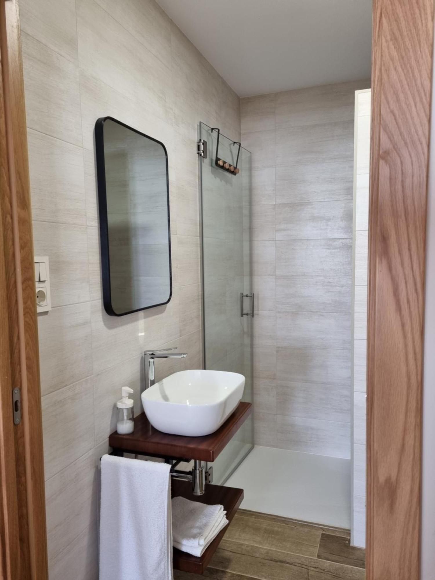 La Quintana De Figares Apartment Luarca Phòng bức ảnh